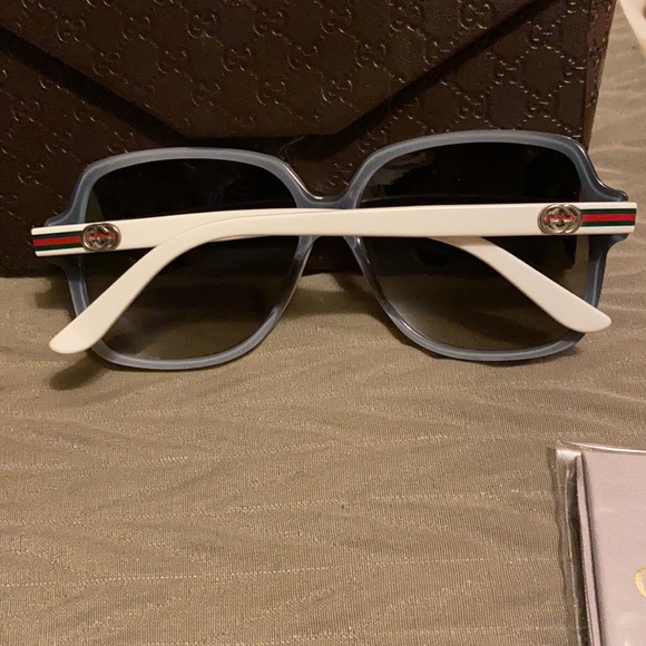 🛑SOLD🛑Gucci Sunglasses Excellent Condition✳️ - Picture 11 of 11